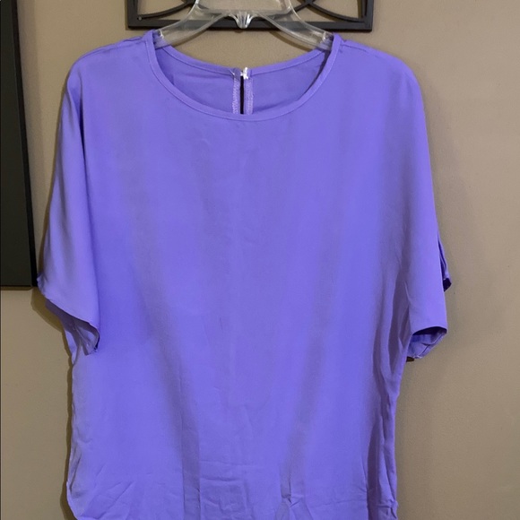 Half Sleeve Basic Tie Front Loose Fit Tee - Picture 3 of 3